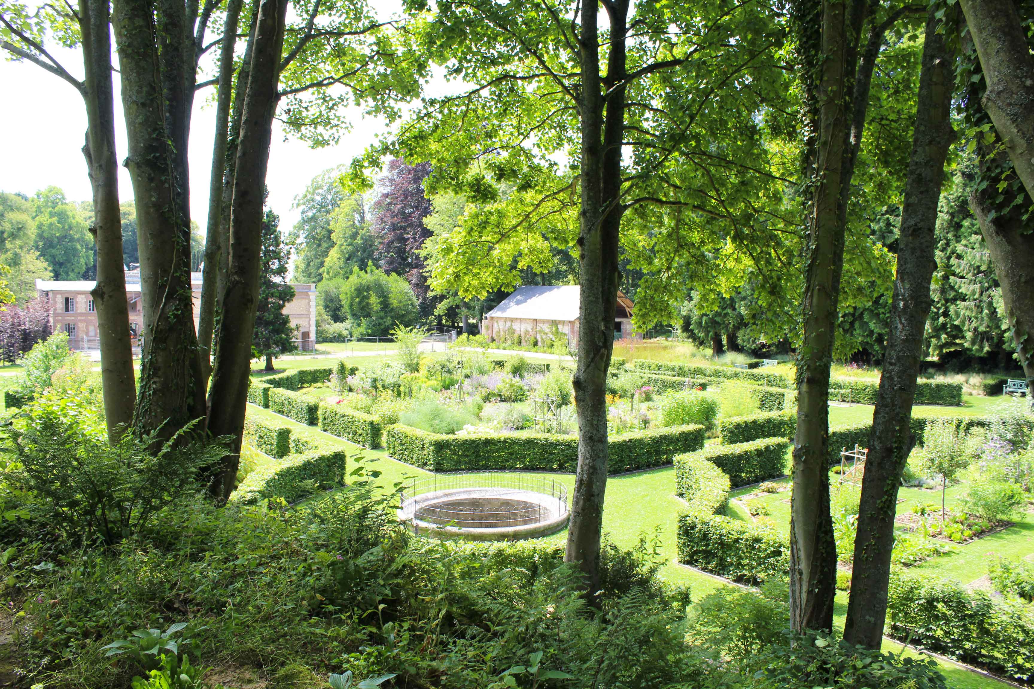 Bon cadeau - 1 week-end pour 2 personnes à Valsaintes - Le Jardin de  l'Abbaye de Valsaintes